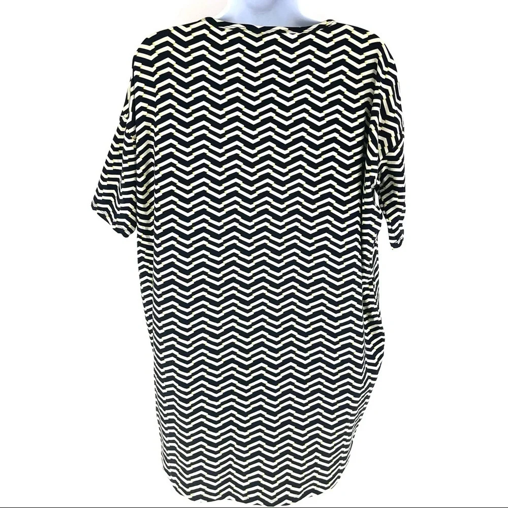LuLaRoe Women’s Black White Yellow Top XS - Picture 2 of 4